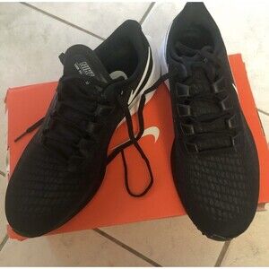 New NIKE Men’s Air Zoom Pegasus 37 Size 7 Black Running Shoes